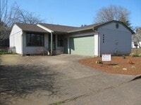 Building Photo - Three Bedroom Home on a Cul-de-sac, Landscaping Provided!