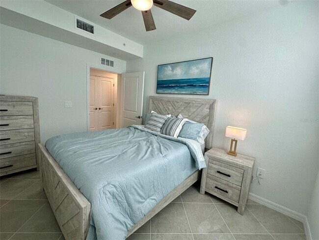 Building Photo - 12680 Radiance Ct