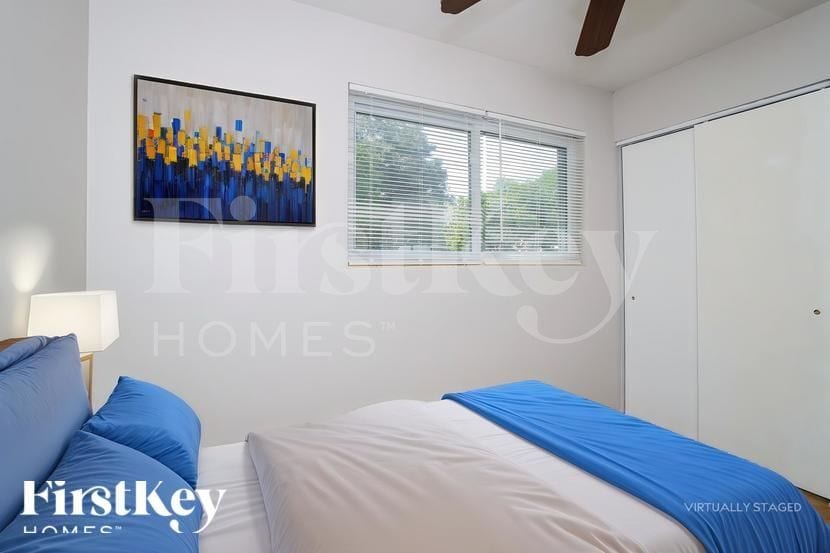 Building Photo - 607 Faber Dr