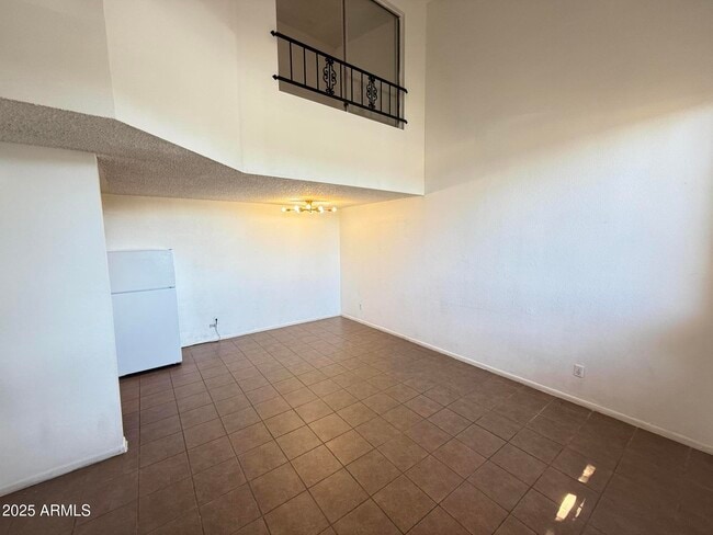 Building Photo - 3646 N 69th Ave