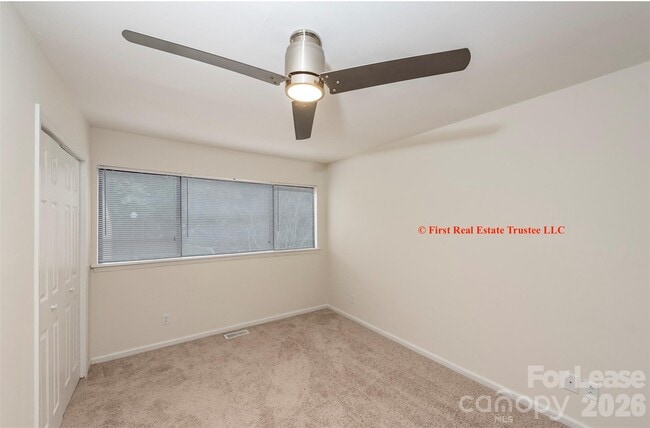 Building Photo - 7930 Charter Oak Ln