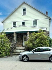Building Photo - 74 Linden Ave