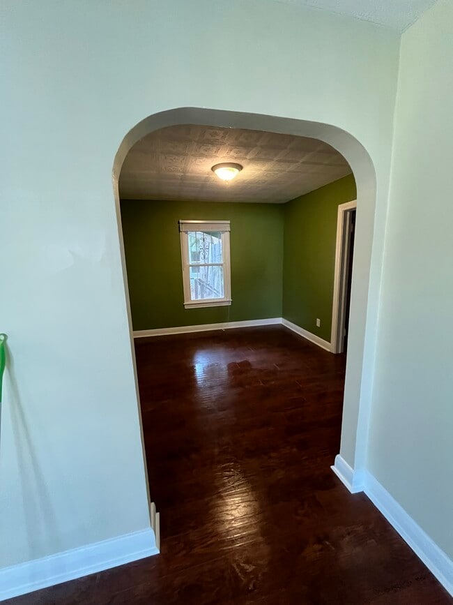 Building Photo - 203 W Genesee St