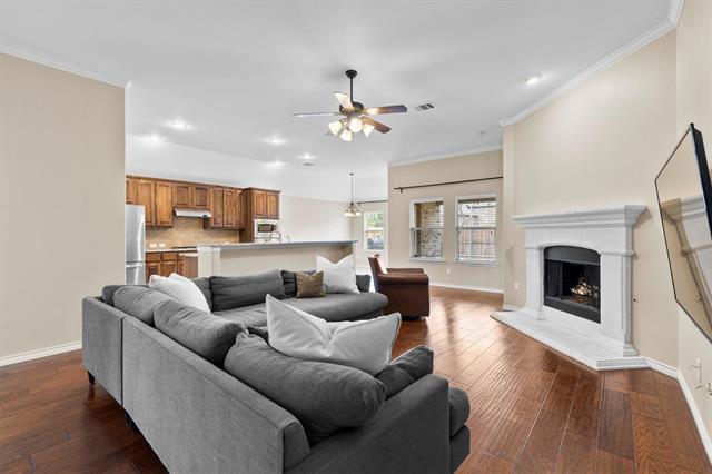 Building Photo - 1504 Pillar Bluff Way