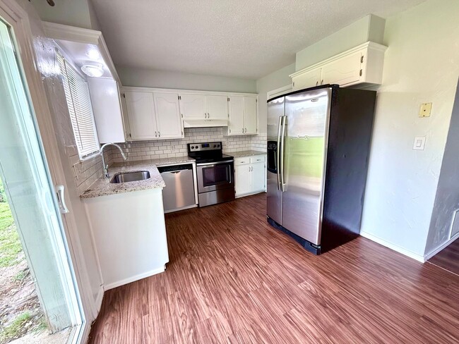 Building Photo - Great 3BD 1.5BA Home in Edmond!!