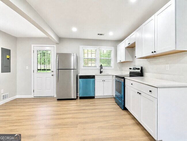 Building Photo - 1639 Bridgeport Dr NW