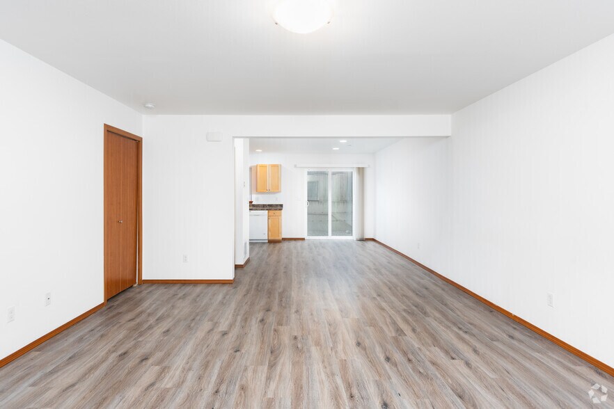 3BD, 2.5BA - 1,562SF - Lawndale Townhomes