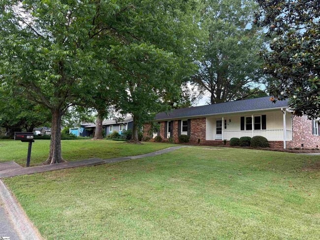 Building Photo - 102 Baldwin Cir