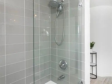 Building Photo - 2910 Wyandot St