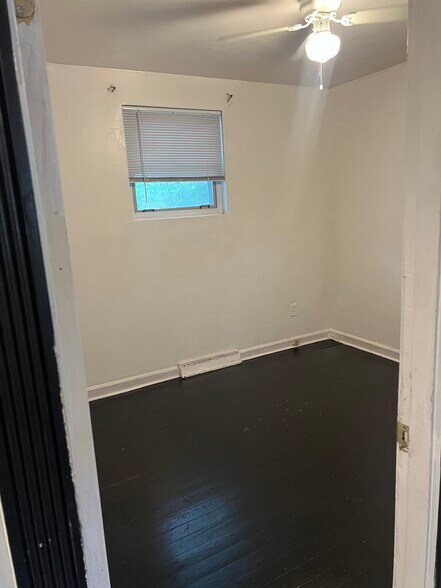 Building Photo - 13704 Tower Rd