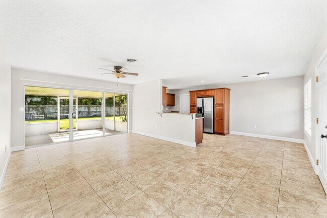 Building Photo - 406 N Neptune Dr