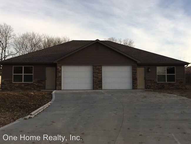 Primary Photo - 6119-6121 Pinto Ln