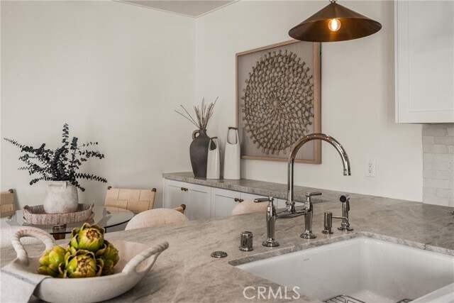 Building Photo - 2138 Orange Ave