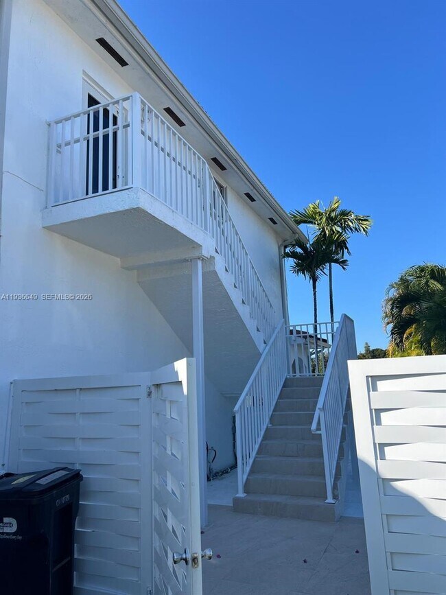 Building Photo - 3884 SW 150th Ct