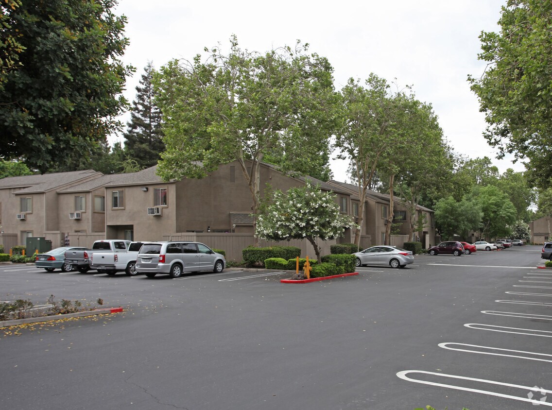 Colonial Farms Apartments Modesto Ca Apartment Finder