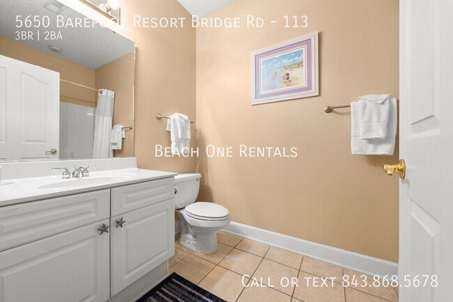 Building Photo - 5650 Barefoot Resort Bridge Rd