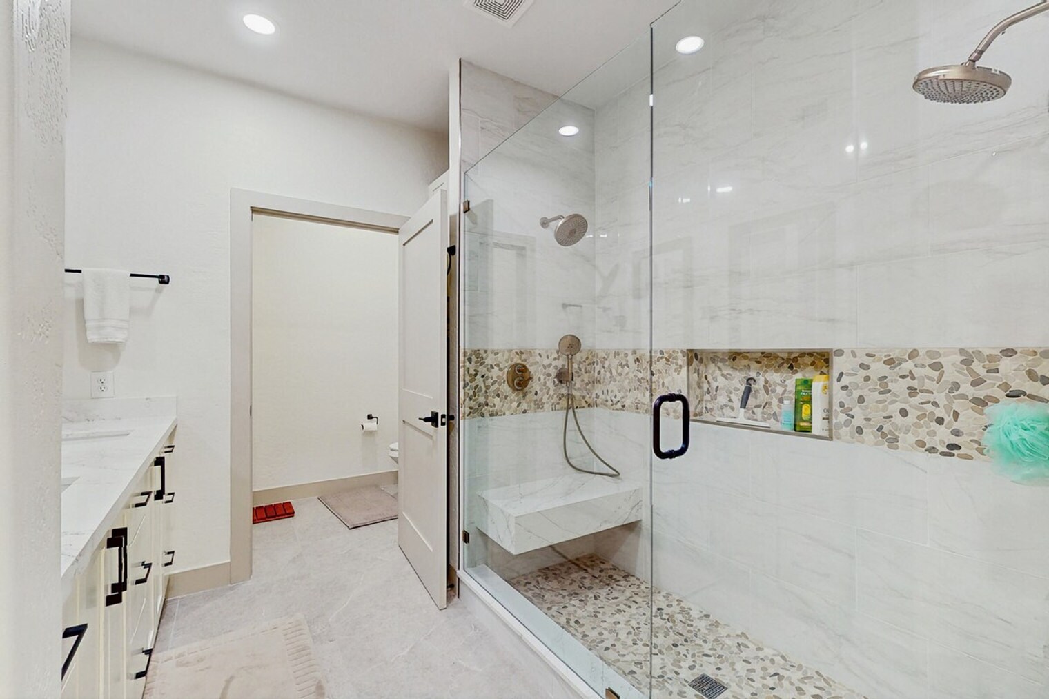 Building Photo - 19700 N 76th St