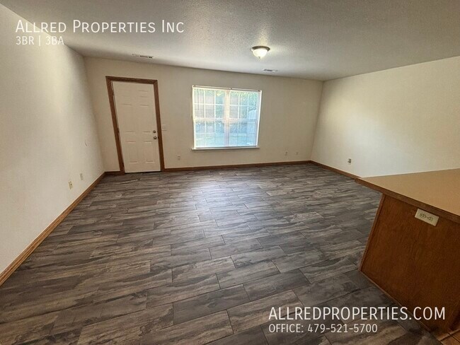 Building Photo - 2929 Meridian Pl