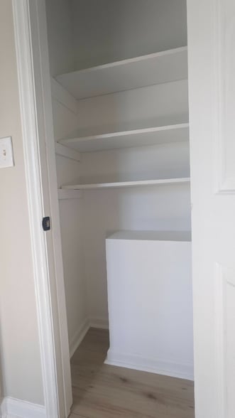 Building Photo - 5232 Baywood Forest Dr