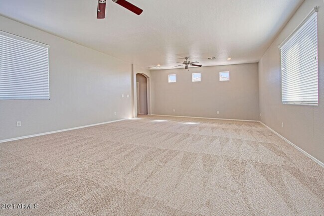 Building Photo - 35210 N 30th Dr