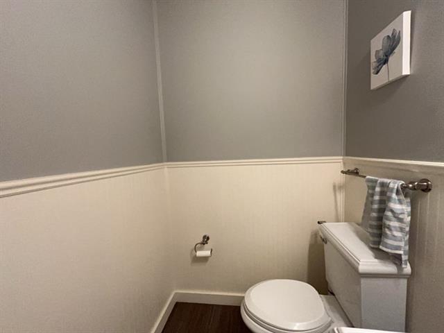Building Photo - 3909 Meadow Dr