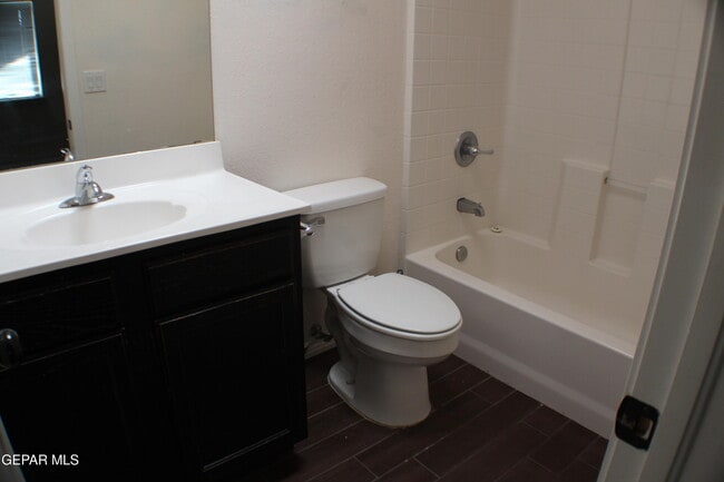 Building Photo - 4805 Ramon Vega