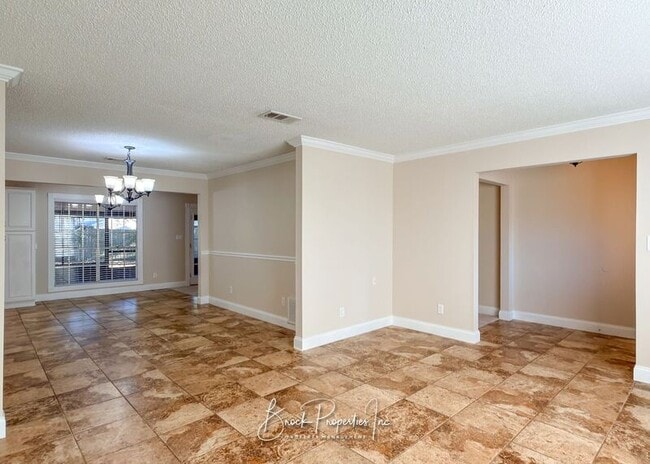 Building Photo - 7865 Apollo Dr