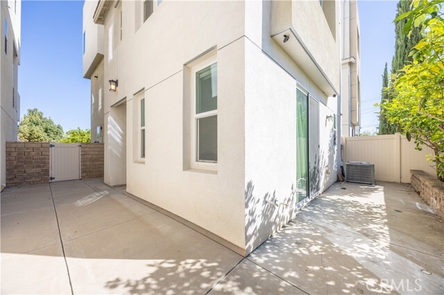 Building Photo - 3613 Jackson Way