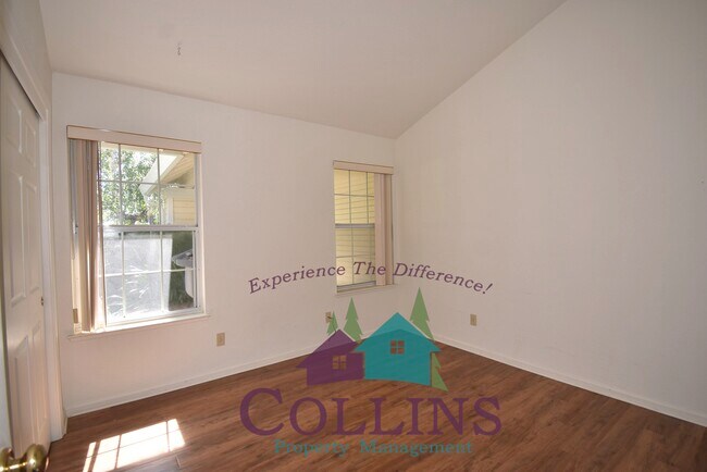 Building Photo - 505 Adriana Pl