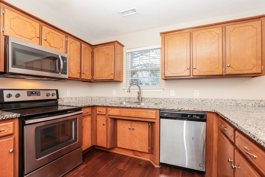 Building Photo - 1609 Soulshine Pl