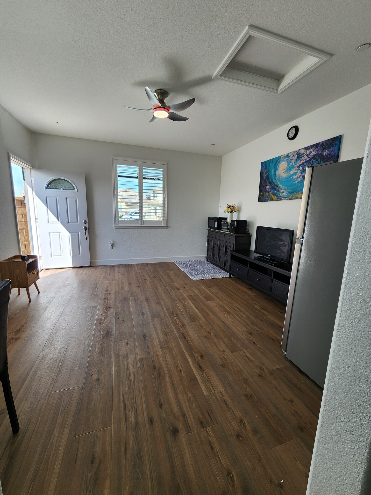 Building Photo - 4054 Azul Way