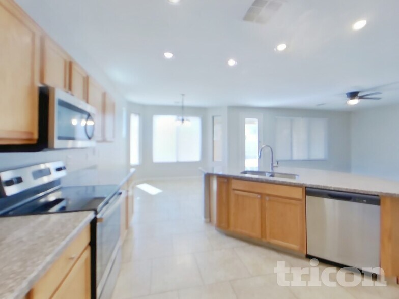 Building Photo - 43207 Lindgren Dr