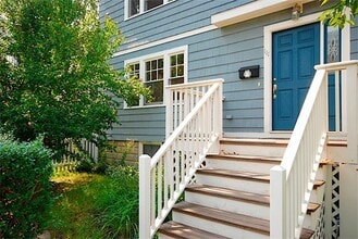 Building Photo - 111 Fayerweather St