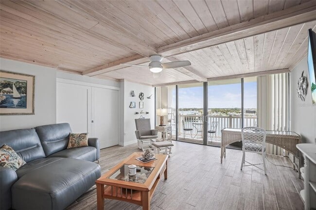 Building Photo - 500 Treasure Island Causeway