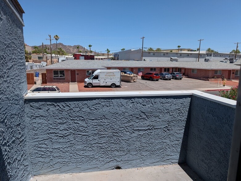 Building Photo - 841 Avenue A