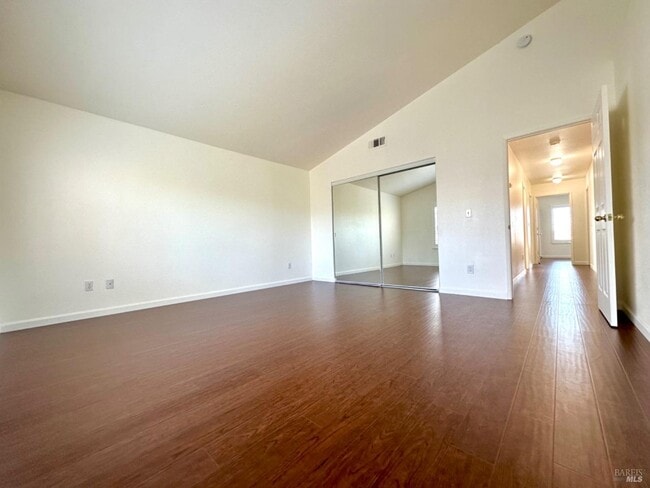 Building Photo - 622 Stonehenge Dr