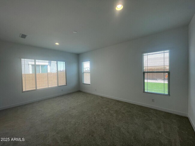 Building Photo - 20457 E Silver Creek Ln