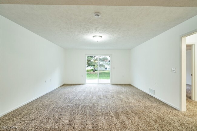 Building Photo - 1747 Blase Nemeth Rd