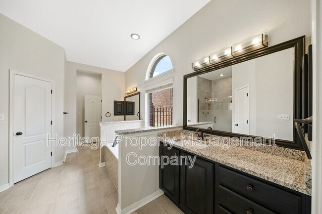 Building Photo - 8627 Magdalena Run
