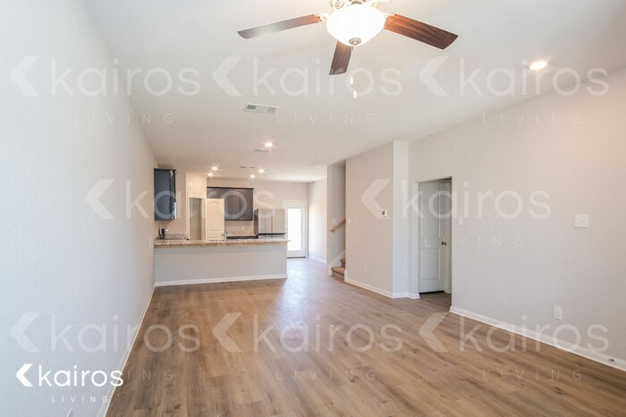 Building Photo - 117 Mount Vernon Way