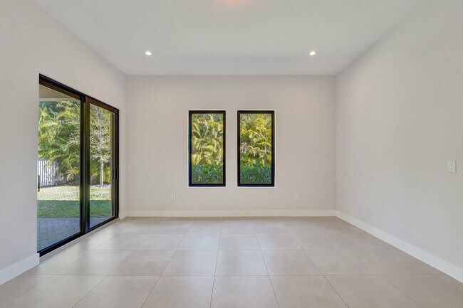 Building Photo - 5928 Brookfield Cir