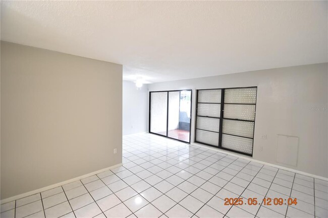 Building Photo - 2501 E Stanley Matthew Cir