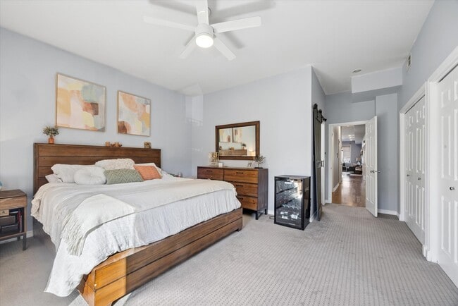 Building Photo - 323 W Schiller St