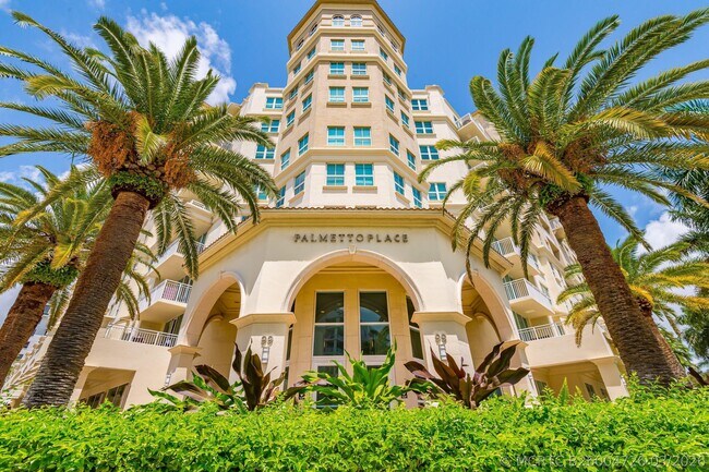 Building Photo - 99 SE Mizner Blvd