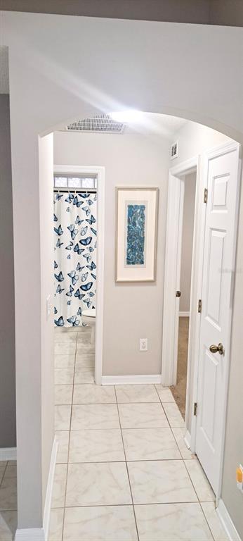 Building Photo - 6043 Pointe Pleasant Blvd