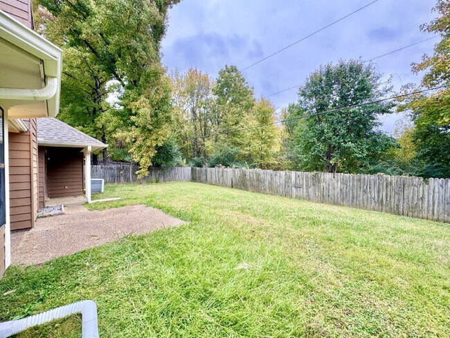 Building Photo - 7359 Peppermill Ln