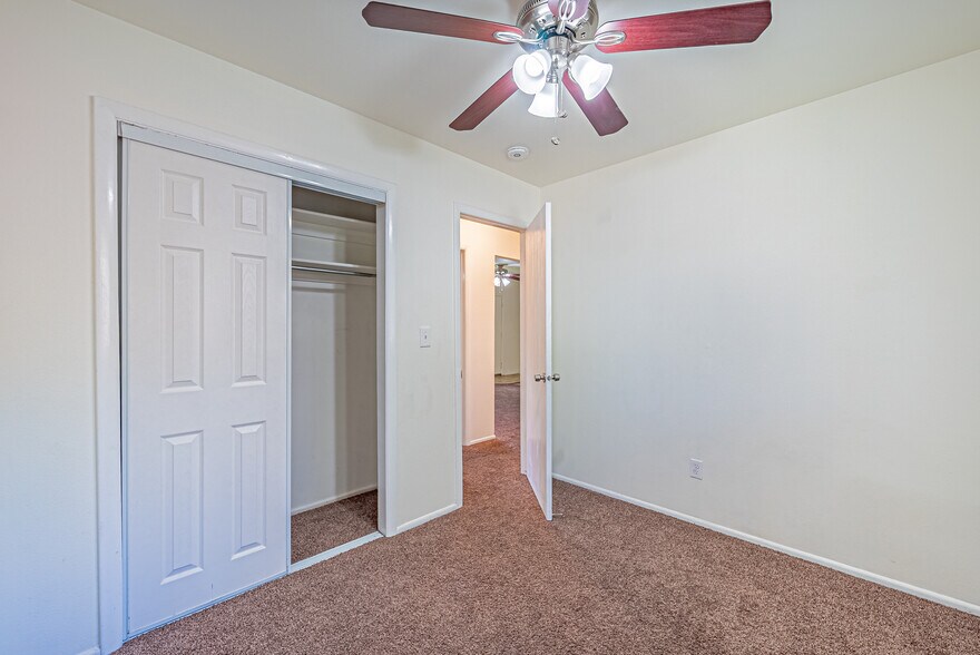 Building Photo - 487 S 450 E