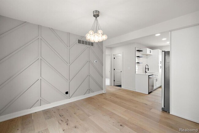 Building Photo - 308-310 East Harry Ave