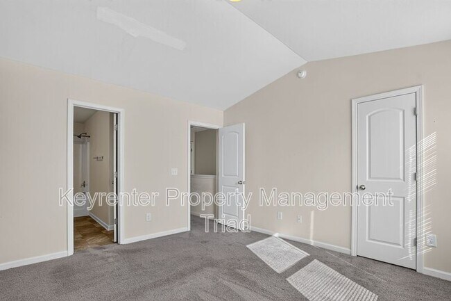 Building Photo - 1168 Brooksridge Way