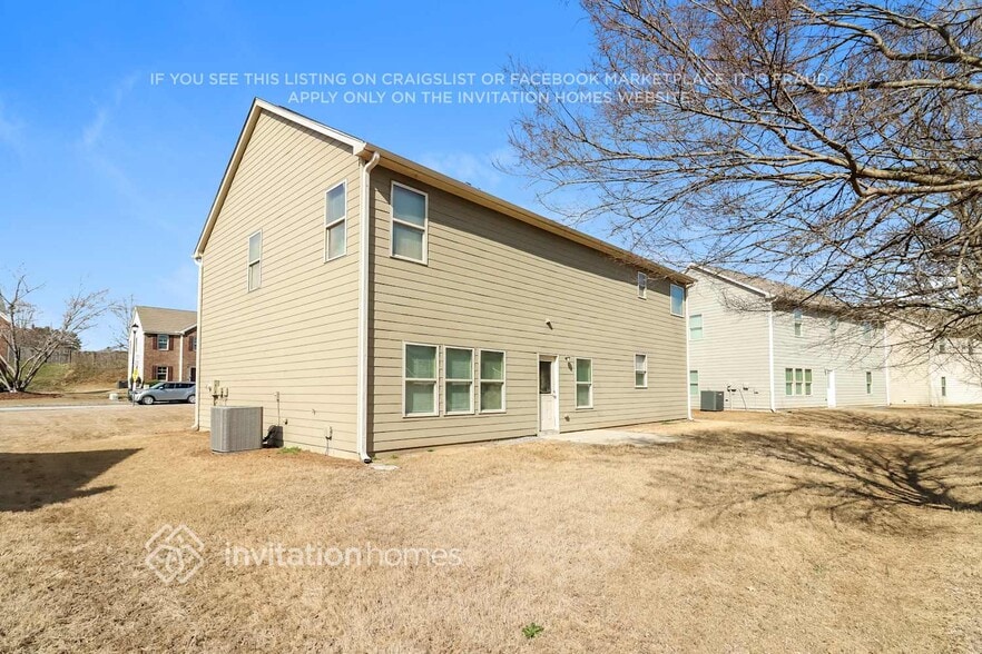 Building Photo - 3205 Franklin St